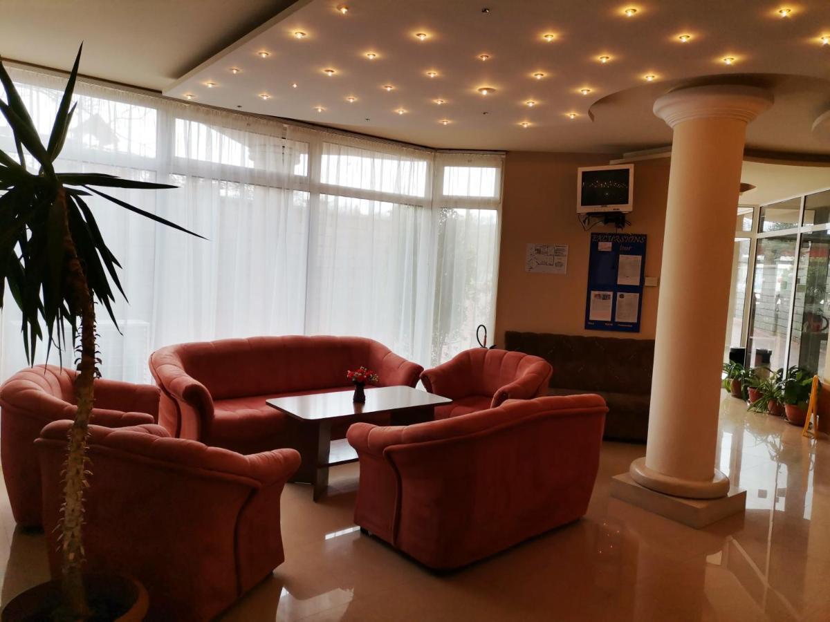 Paris Hotel Balchik Exterior photo